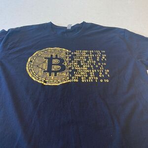 Bitcoin mens t-shirt, size Xl. Excellent condition zero and ones.
